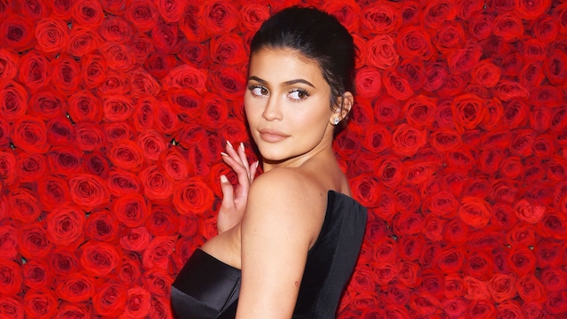 Kylie Jenner operación aumento de pecho