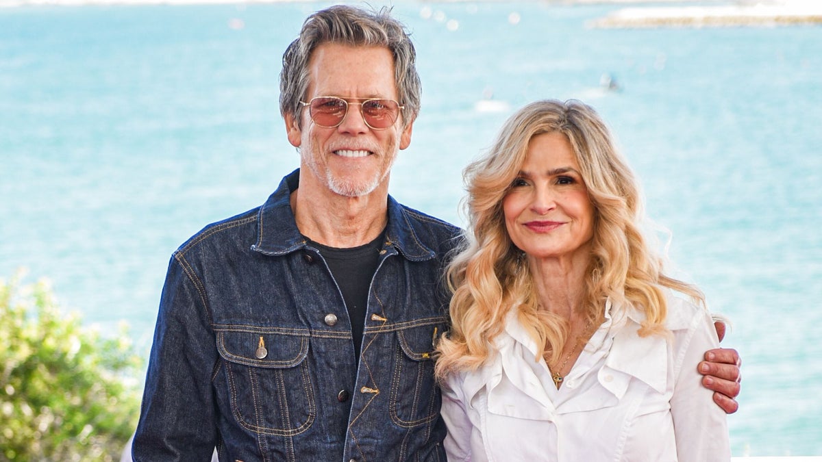 Photo: HOLA Kevin Bacon and Kyra Sedgwick's Pandemic-Originated Horror-Comedy Family Movie