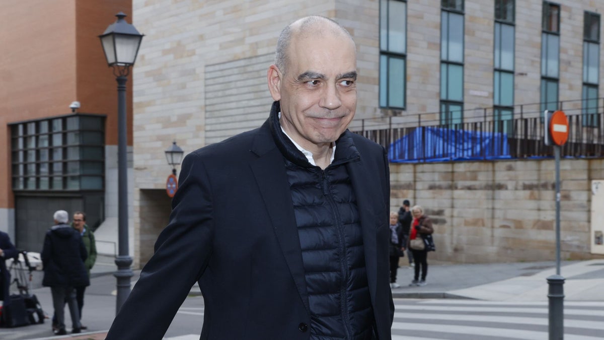 Nacho Abad, entre lágrimas, revela el desgarrador mensaje que le ha mandado su hijo tras el accidente ferroviario: Papá, por favor...