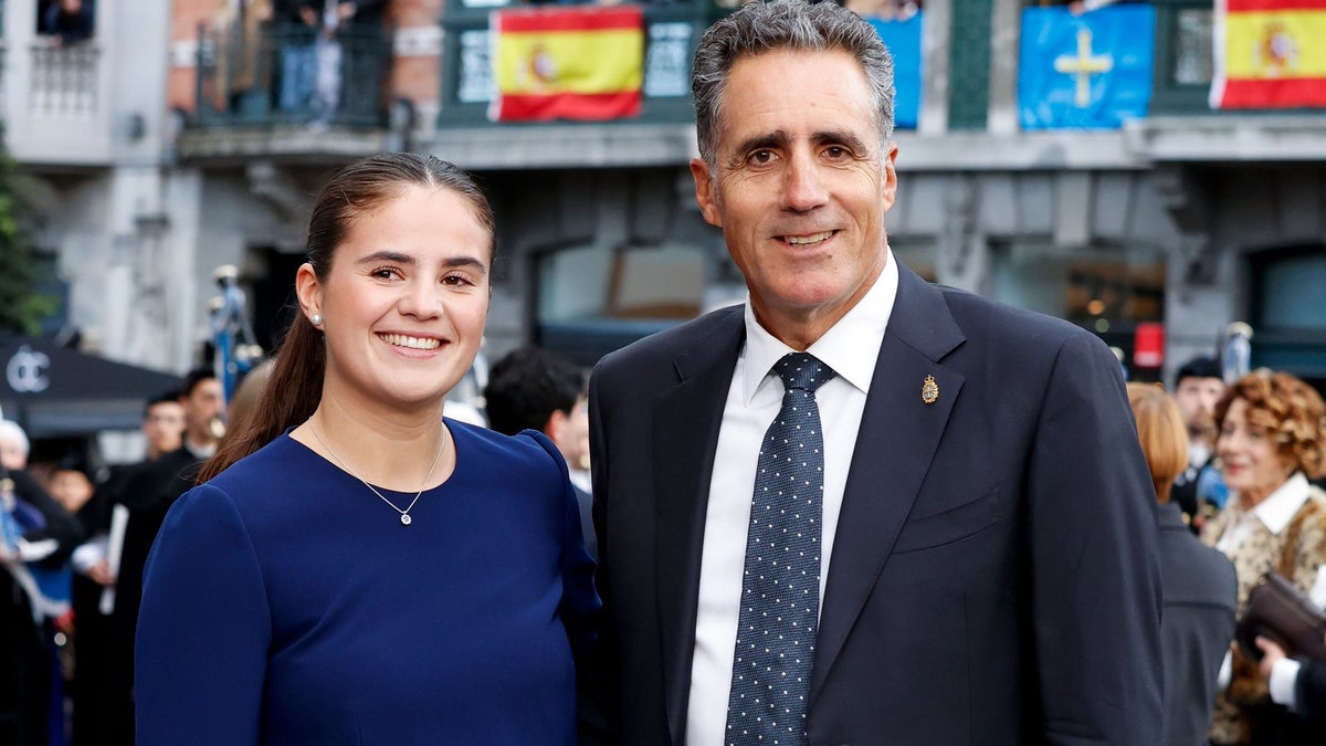 Quién es Ana, la hija científica de Miguel Indurain que le acompaña en su regreso a los Premios Princesa de Asturias 34 años después
