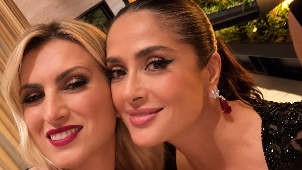 Salma Hayek and María Elena Torbuco, two Mexicans who shone at the 'Caring for Women' gala