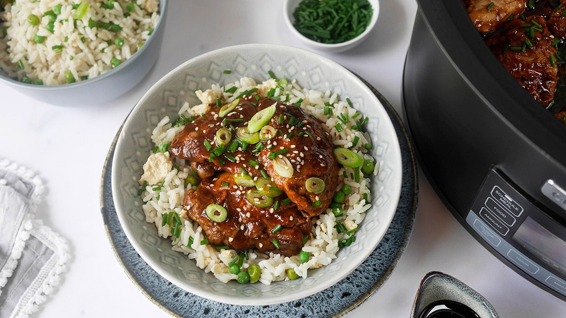 Chili de pollo con salsa de miel y ajo