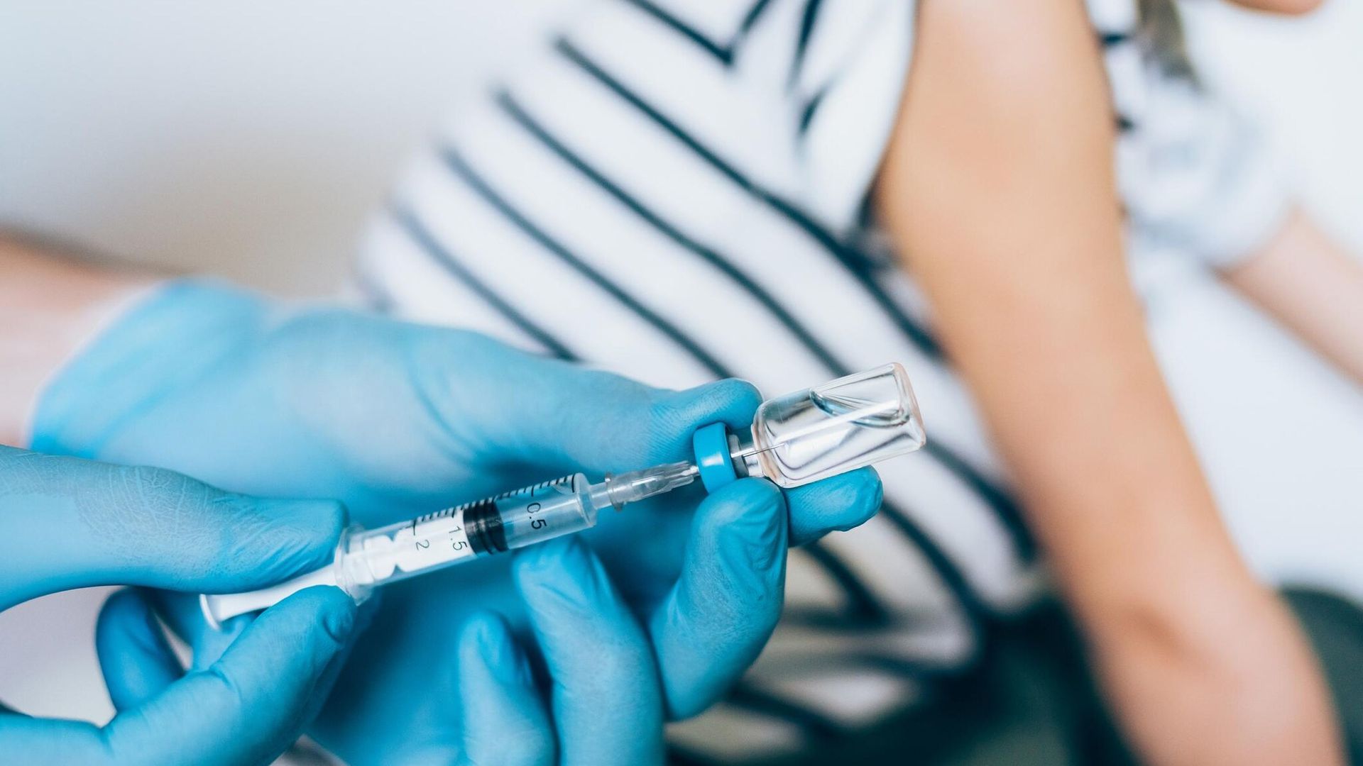 ¿Es segura la vacuna frente a la COVID-19 tras sufrir un síndrome inflamatorio multisistémico?