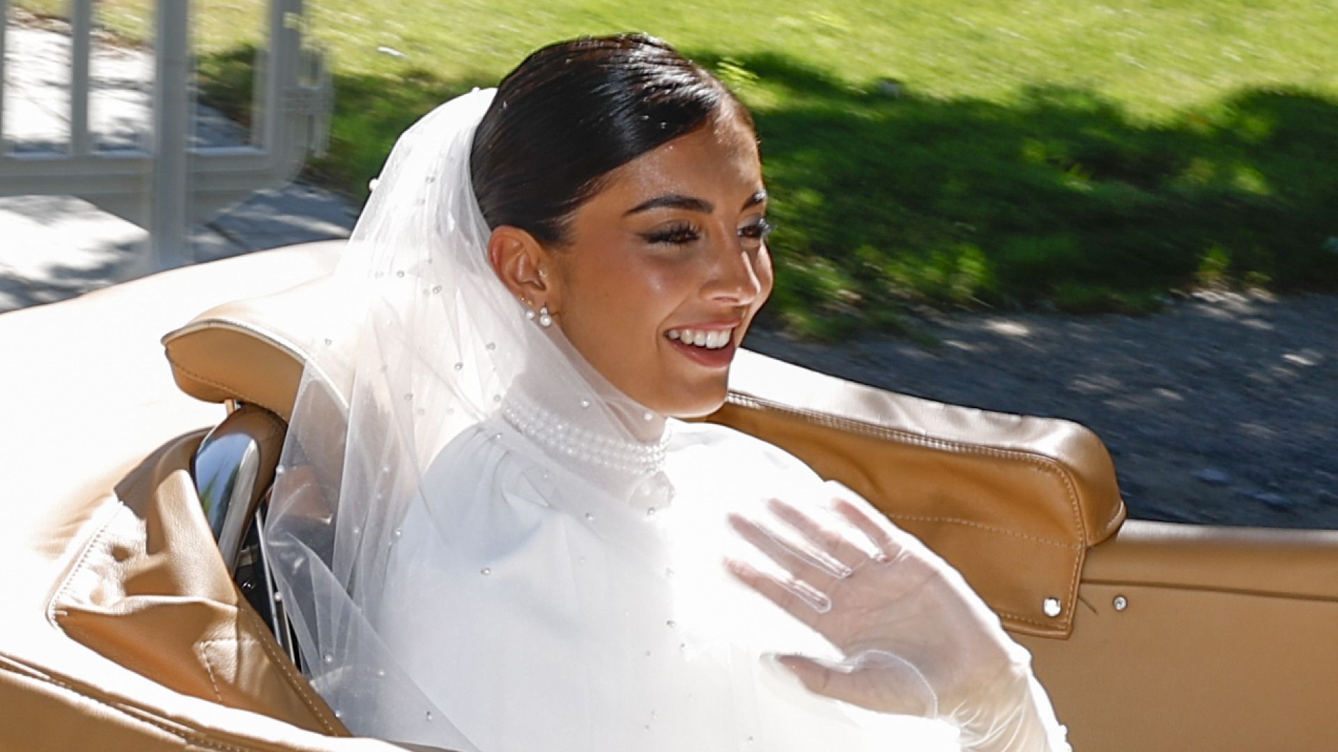 Todas las fotos de la boda de Suso Álvarez y Marieta en Toledo: del vestido de la novia a Carmen Borrego y Makoke entre los invitados