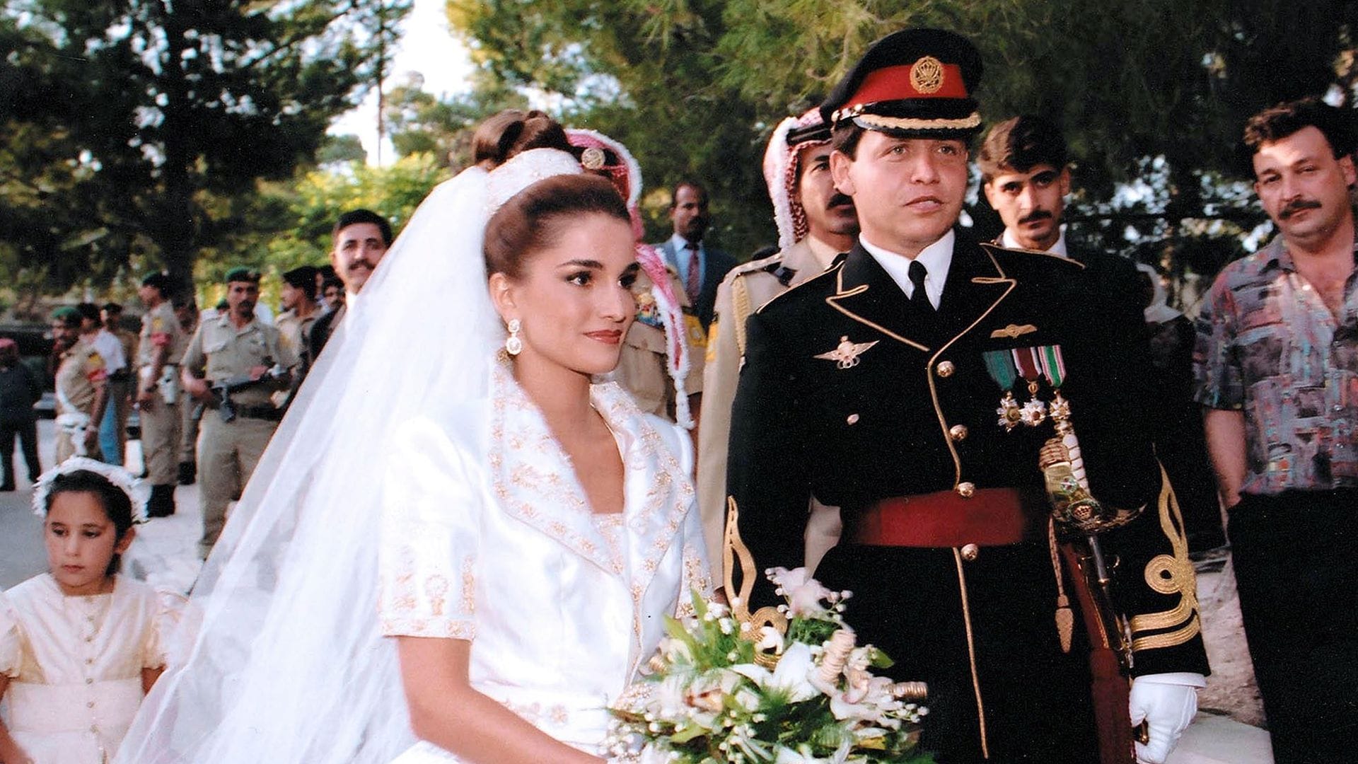 De Rania de Jordania a Aisha: así han evolucionado los vestidos de novia de las 'royals' hachemitas