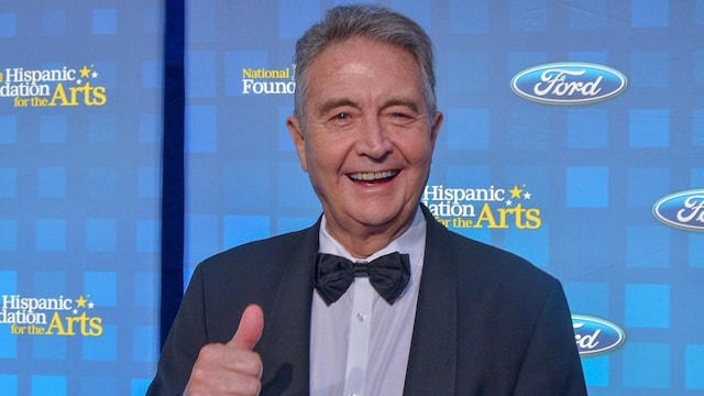  Manolo Diaz en el National Hispanic Foundation For The Arts 