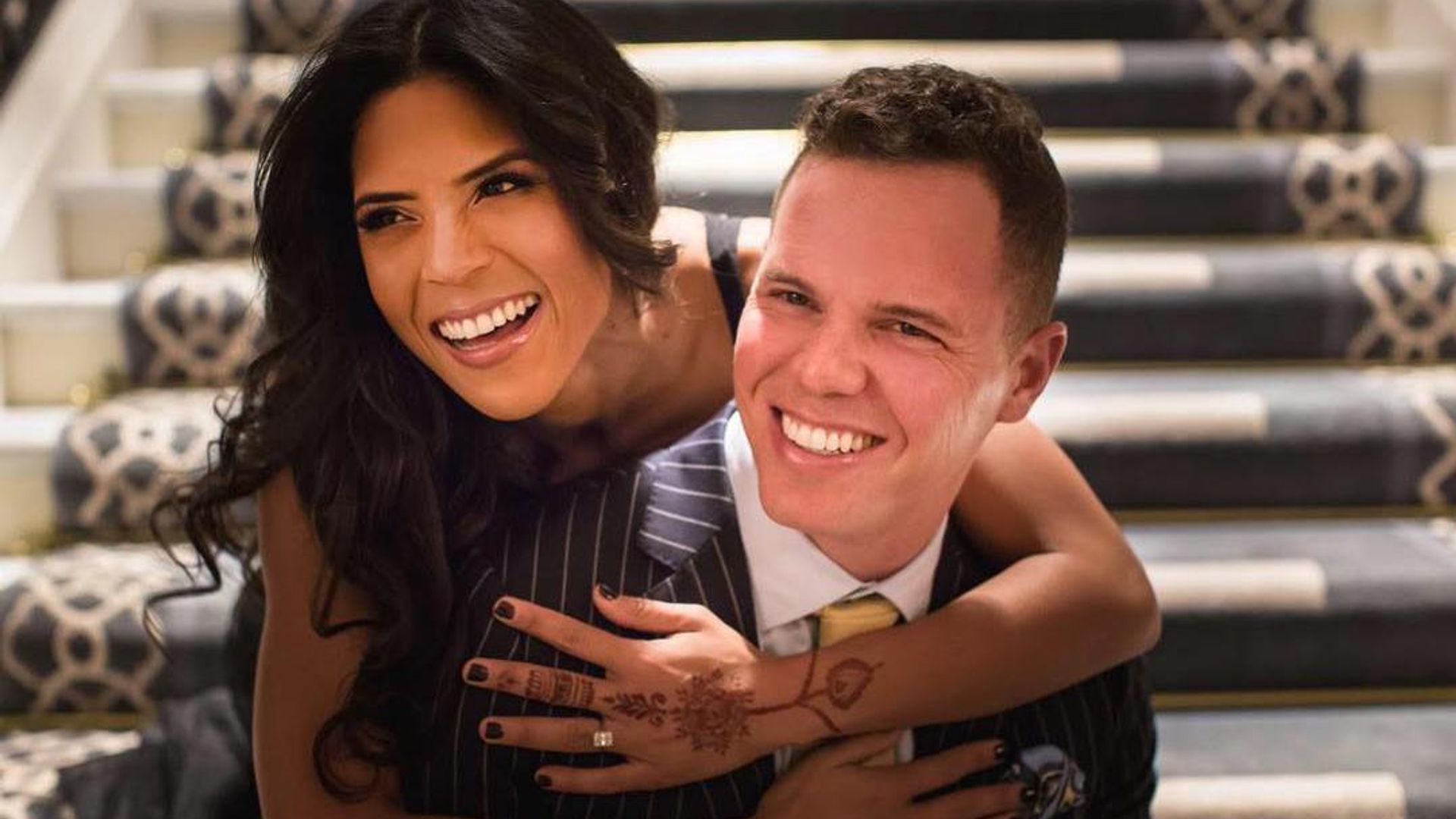 ¿Se casó en Italia? Raúl González dice que sí pero Karla Martínez y Alan Tacher opinan lo contrario