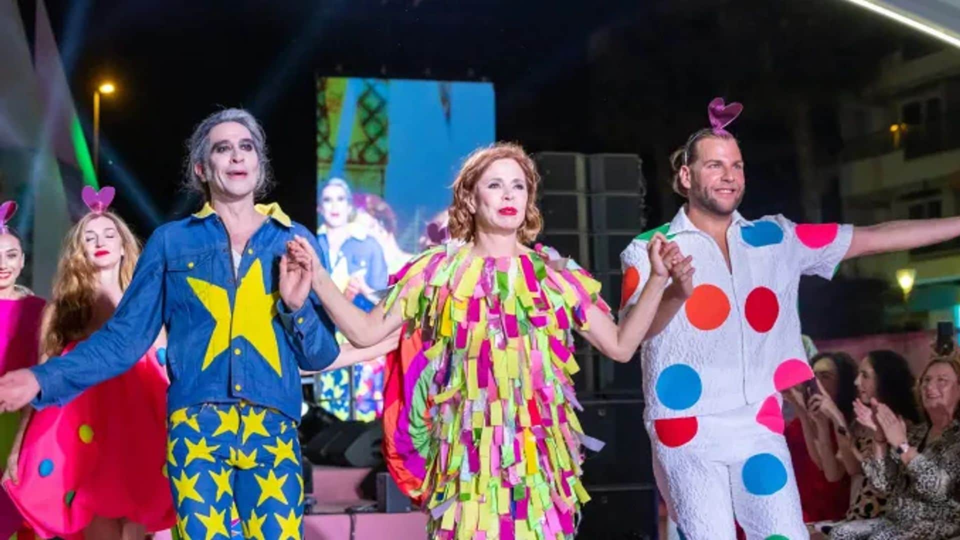 Desfile de Agatha Ruiza de la Prada, Mario Vaquerizo y Eduardo Navarrete en Fitur 2025, Madrid