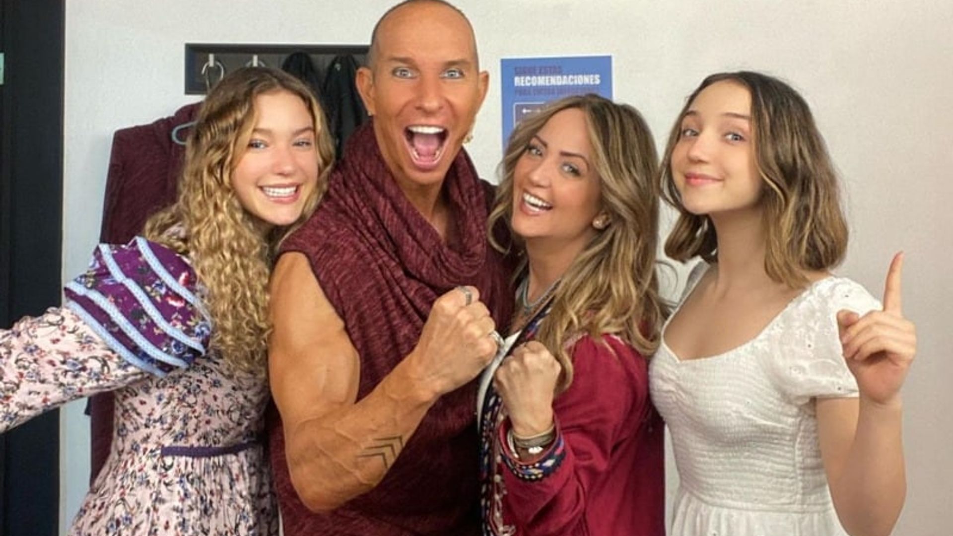Erik Rubín recibe la visita más especial antes de salir a escena en Jesucristo Superestrella