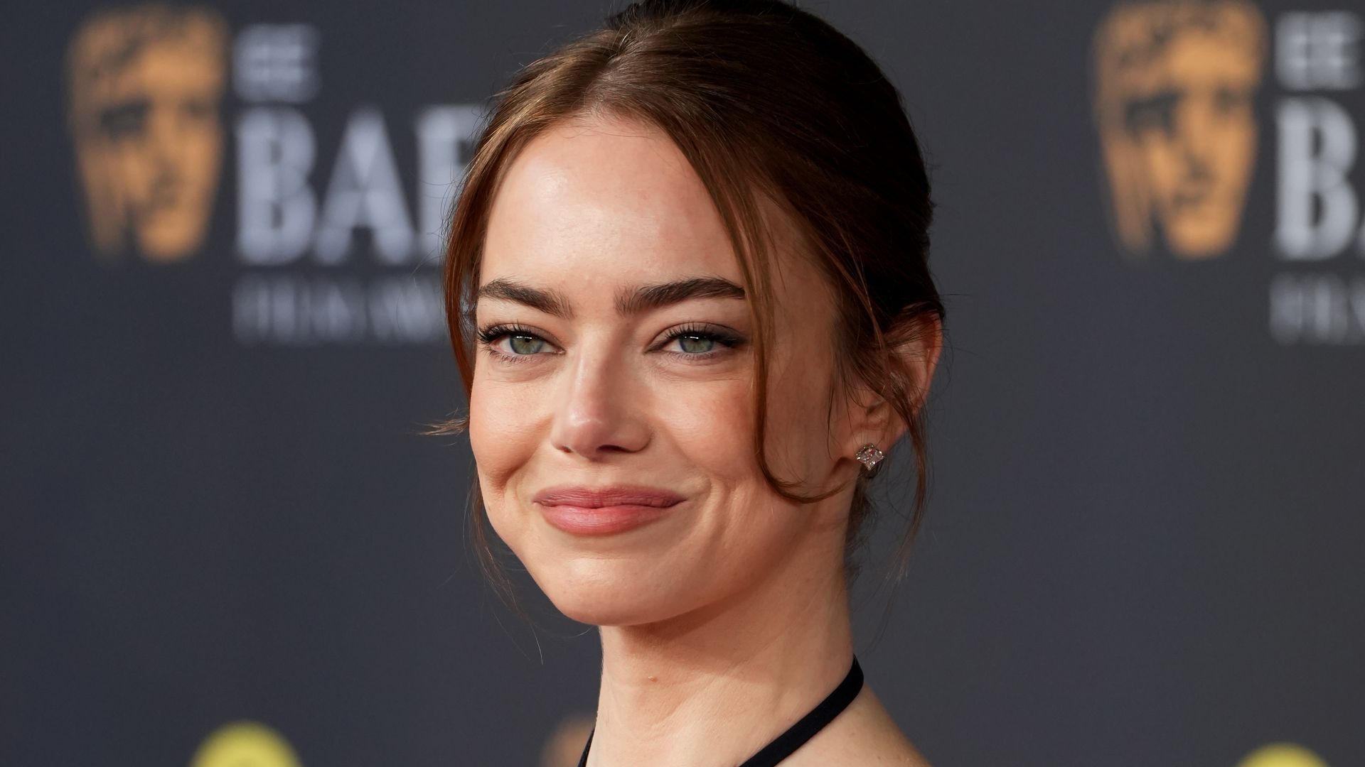 Los pintalabios de las 'celebrities' que más rejuvenecen: del coral de ...