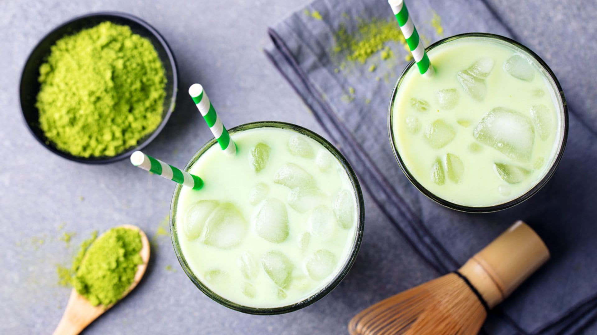 Batido helado de té matcha y coco