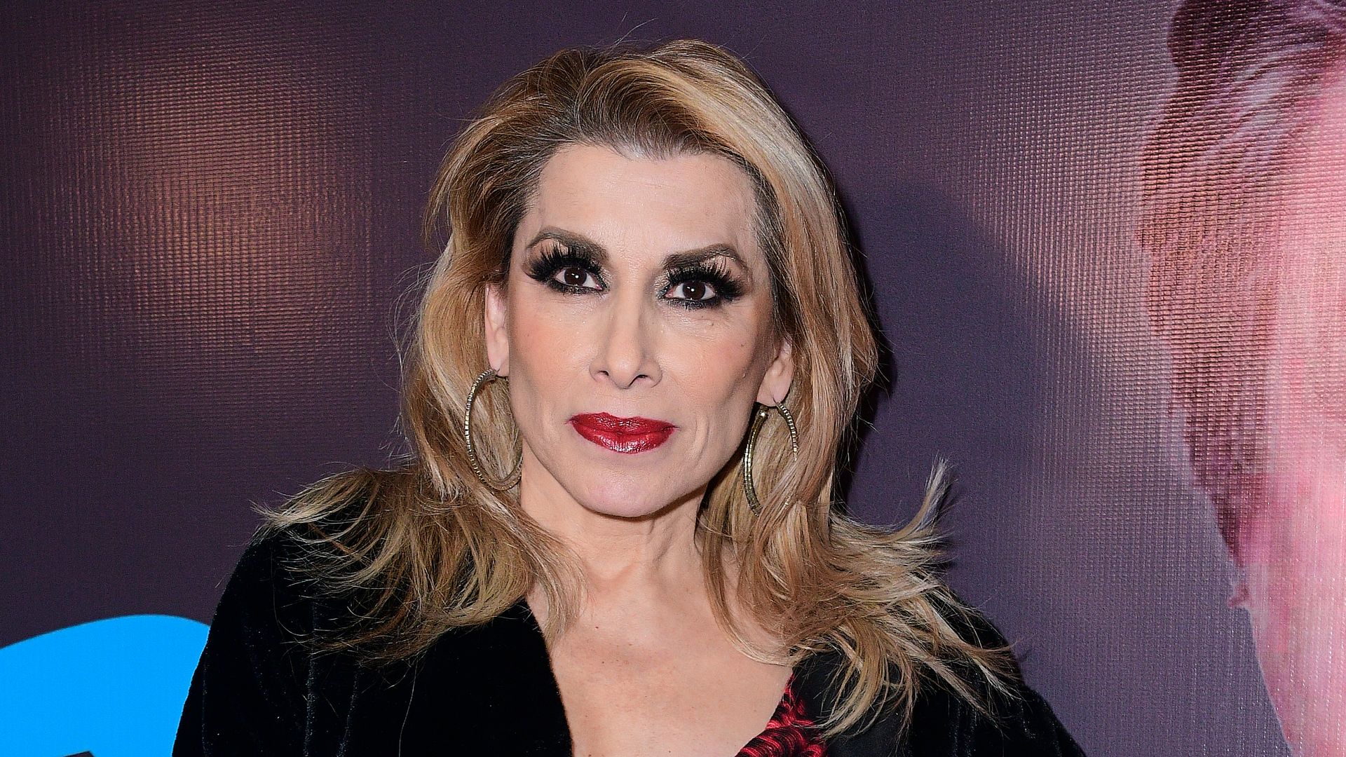 Dulce: Con gái nữ ca sĩ phá vỡ sự im lặng sau cái chết của mẹ | XIN CHÀO!