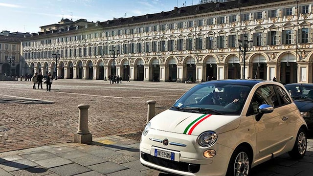 Turin Piazza San Carlo_t