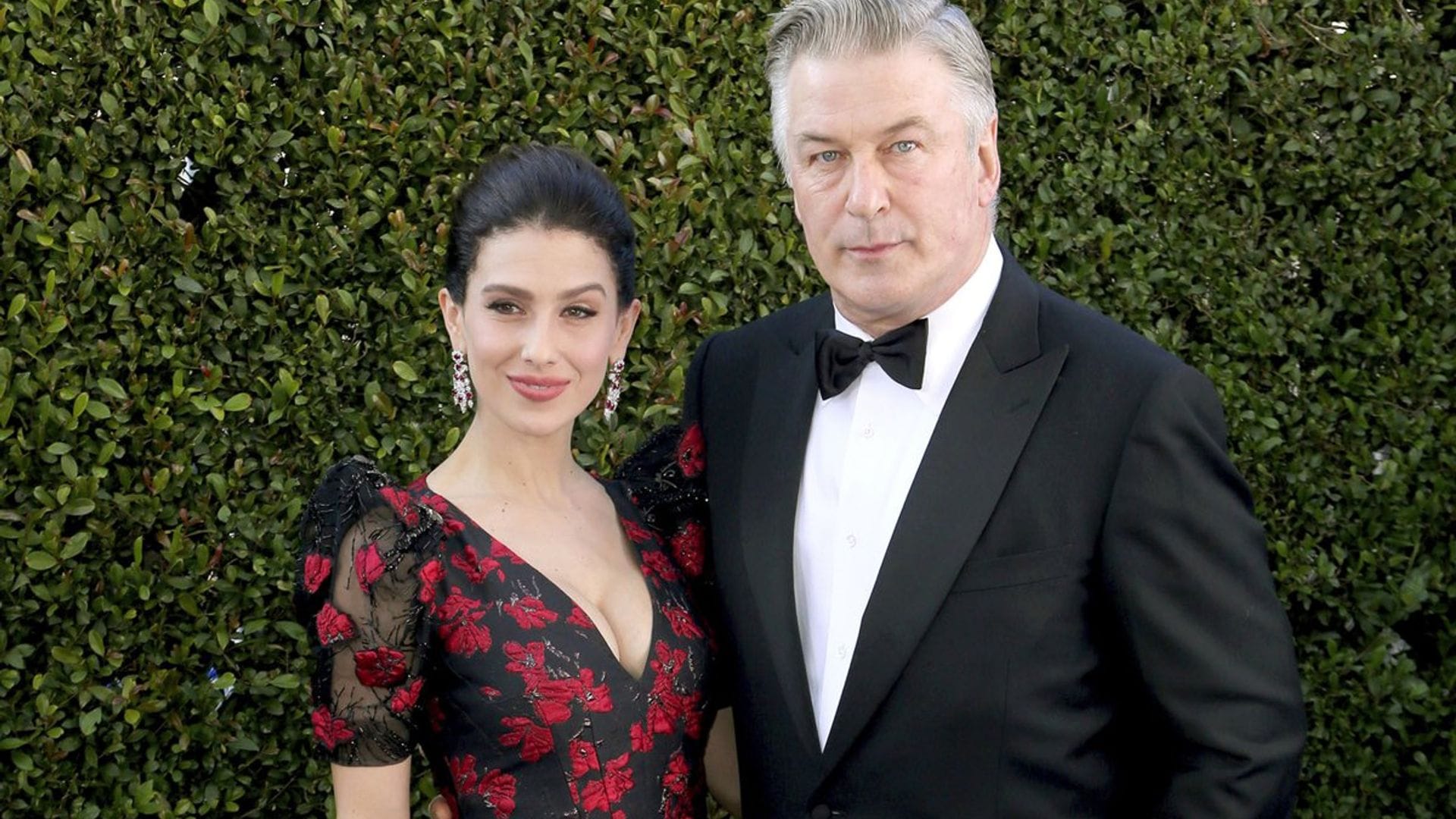 Hilaria y Alec Baldwin serán padres por sexta vez, seis meses después de nacer su hijo Eduardo