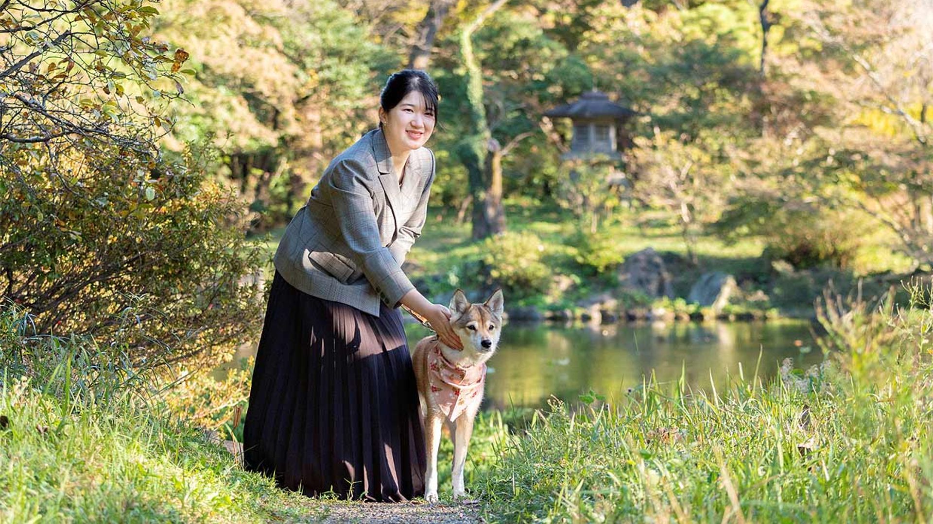 Aiko de Japón cumple la mayoría de edad preparada para suplir la ausencia de su prima Mako
