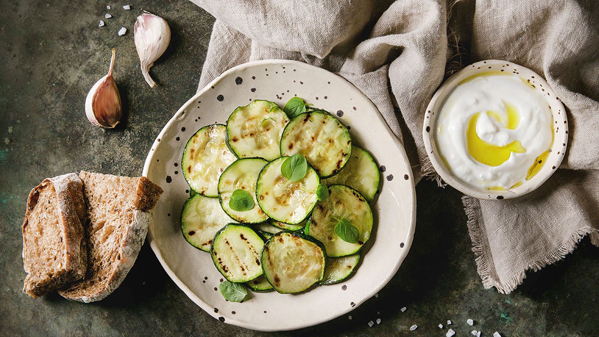 Enriquece tus platos con estas 15 guarniciones sanas y ligeras