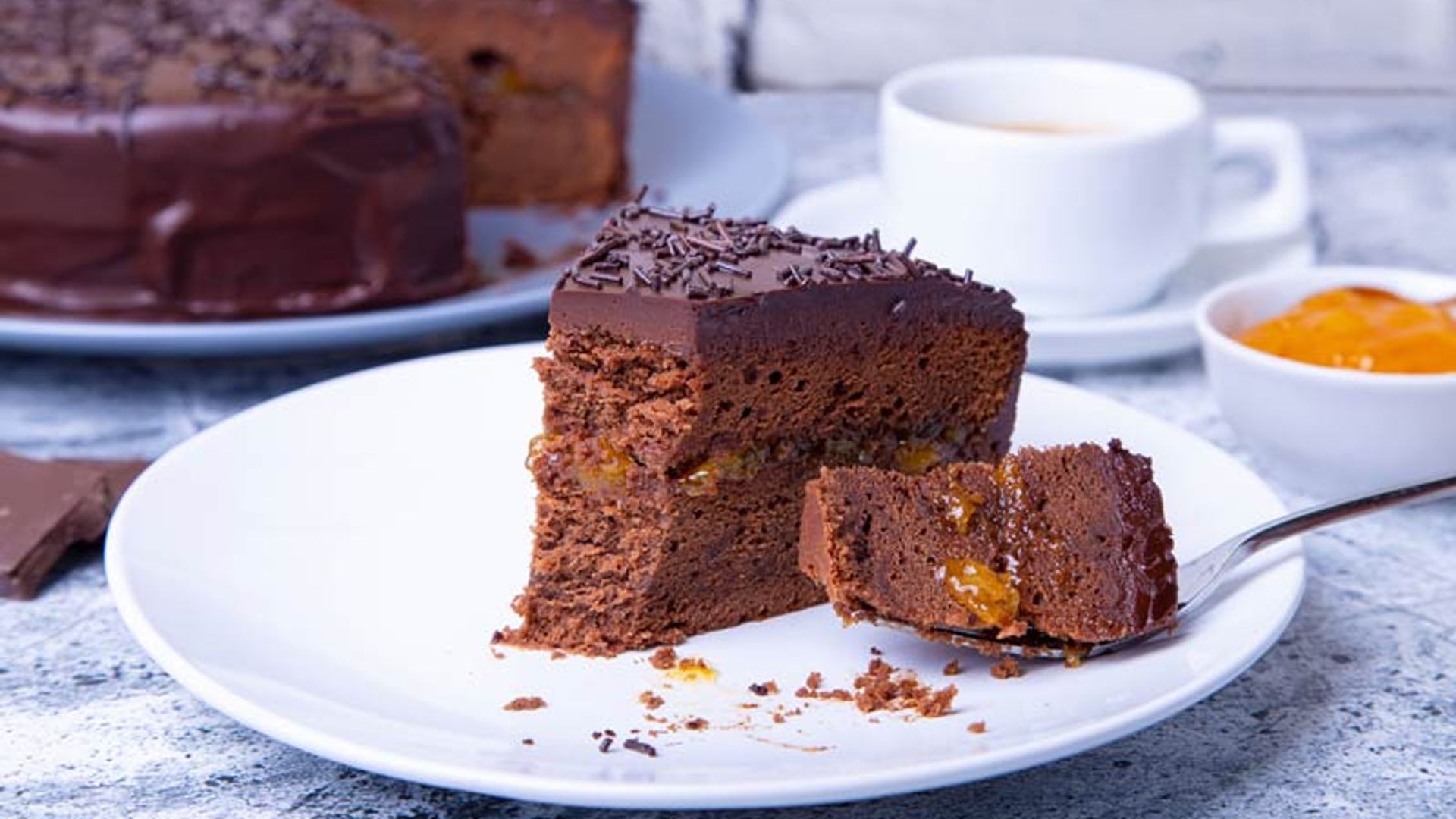Tarta de chocolate y orejones de albaricoque