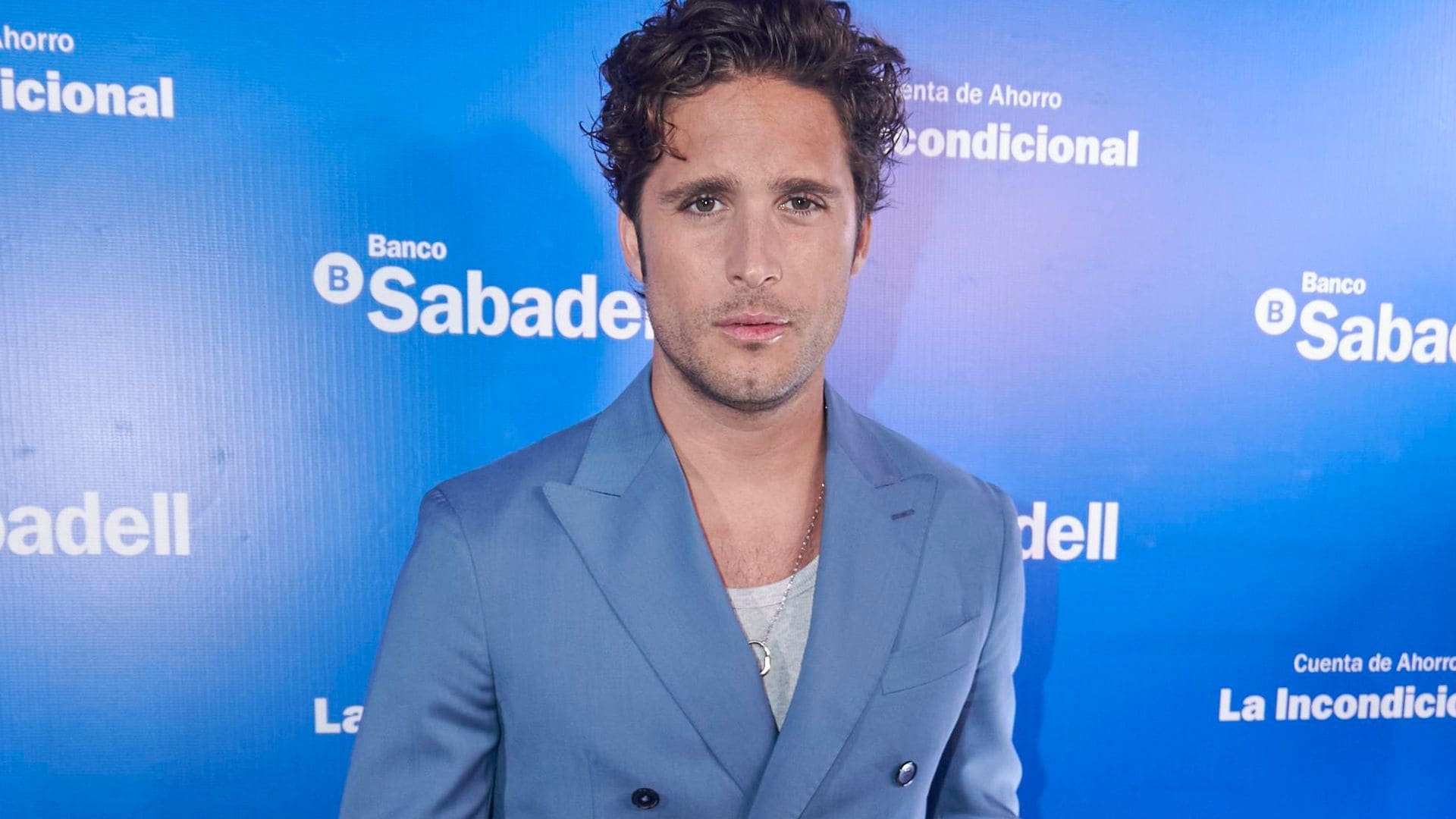 Diego Boneta es nuestra inspiración para usar traje cruzado