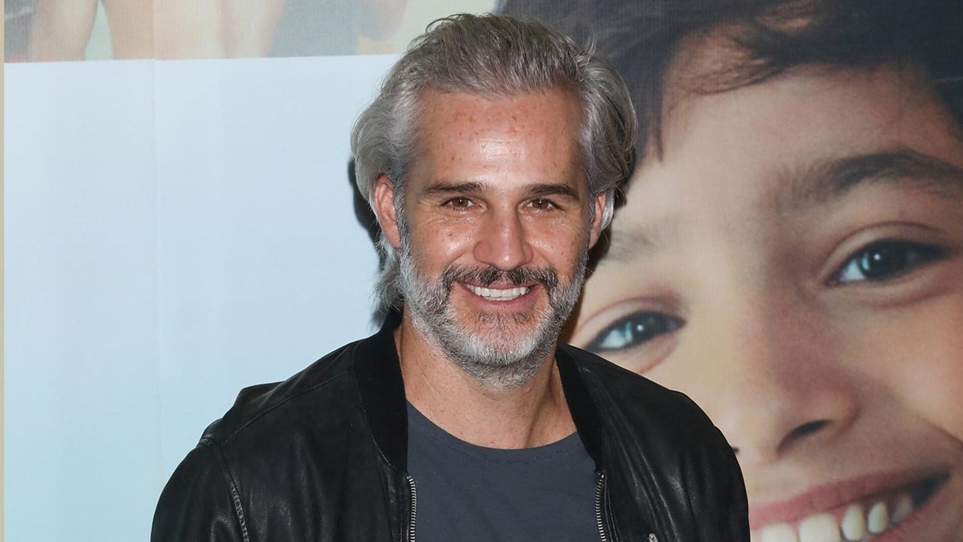El actor Juan Pablo Medina, Diego en 'La casa de las flores', hospitalizado de urgencia