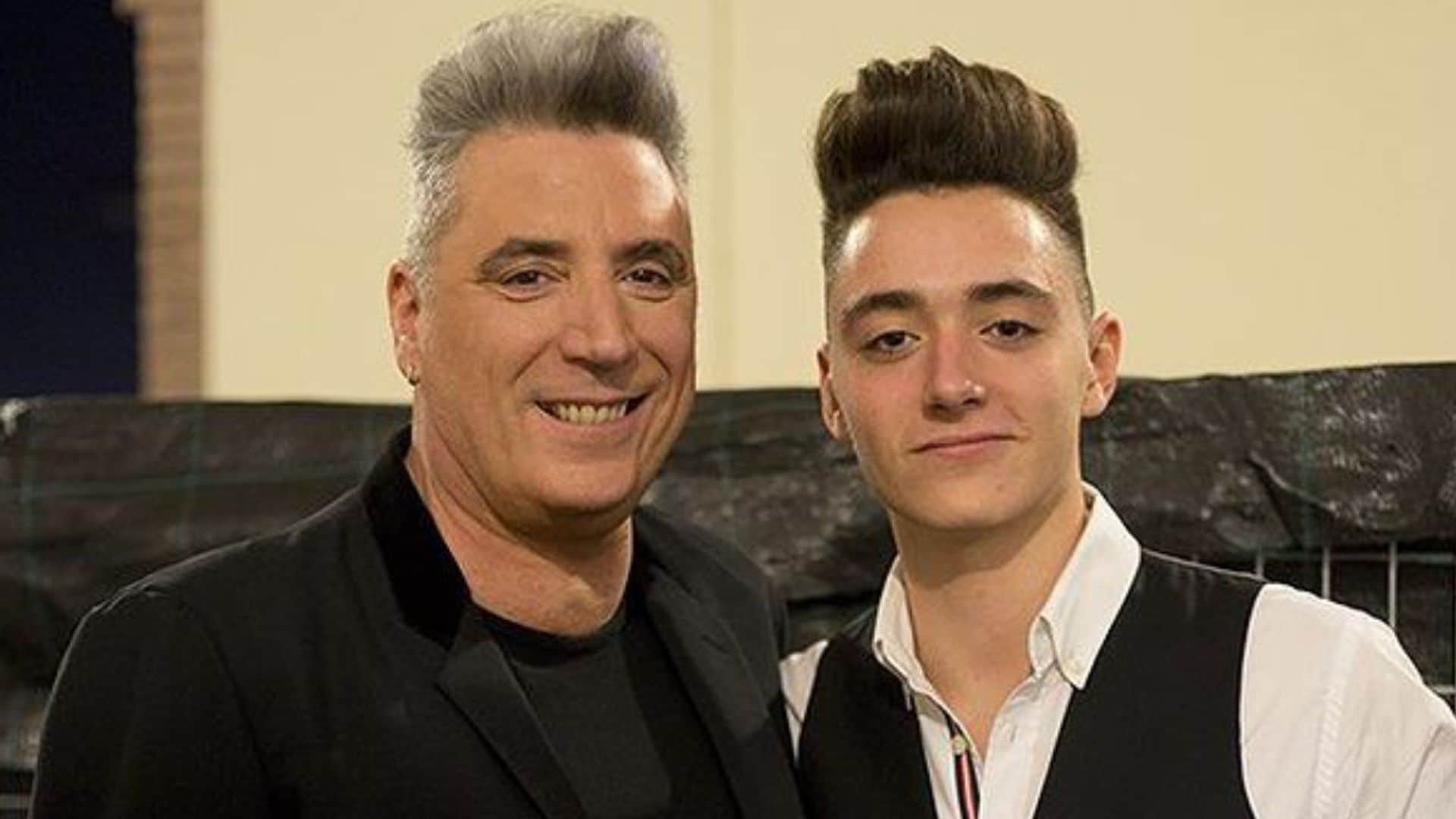 Loquillo y su hijo Cayo, unidos por el trabajo y el mismo tupé