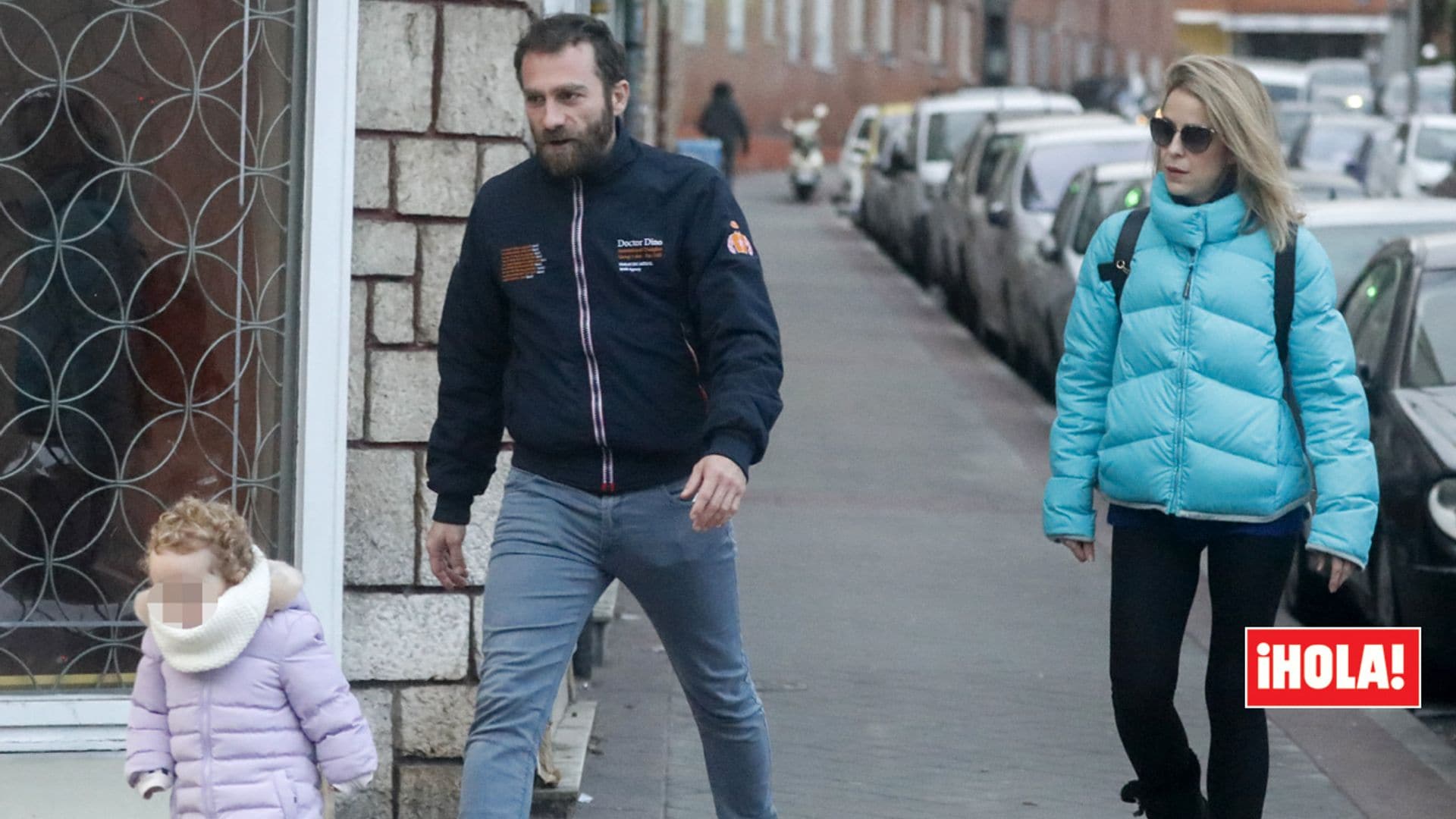 EXCLUSIVA: las imágenes más familiares de Silvia Abascal con su novio y su hija