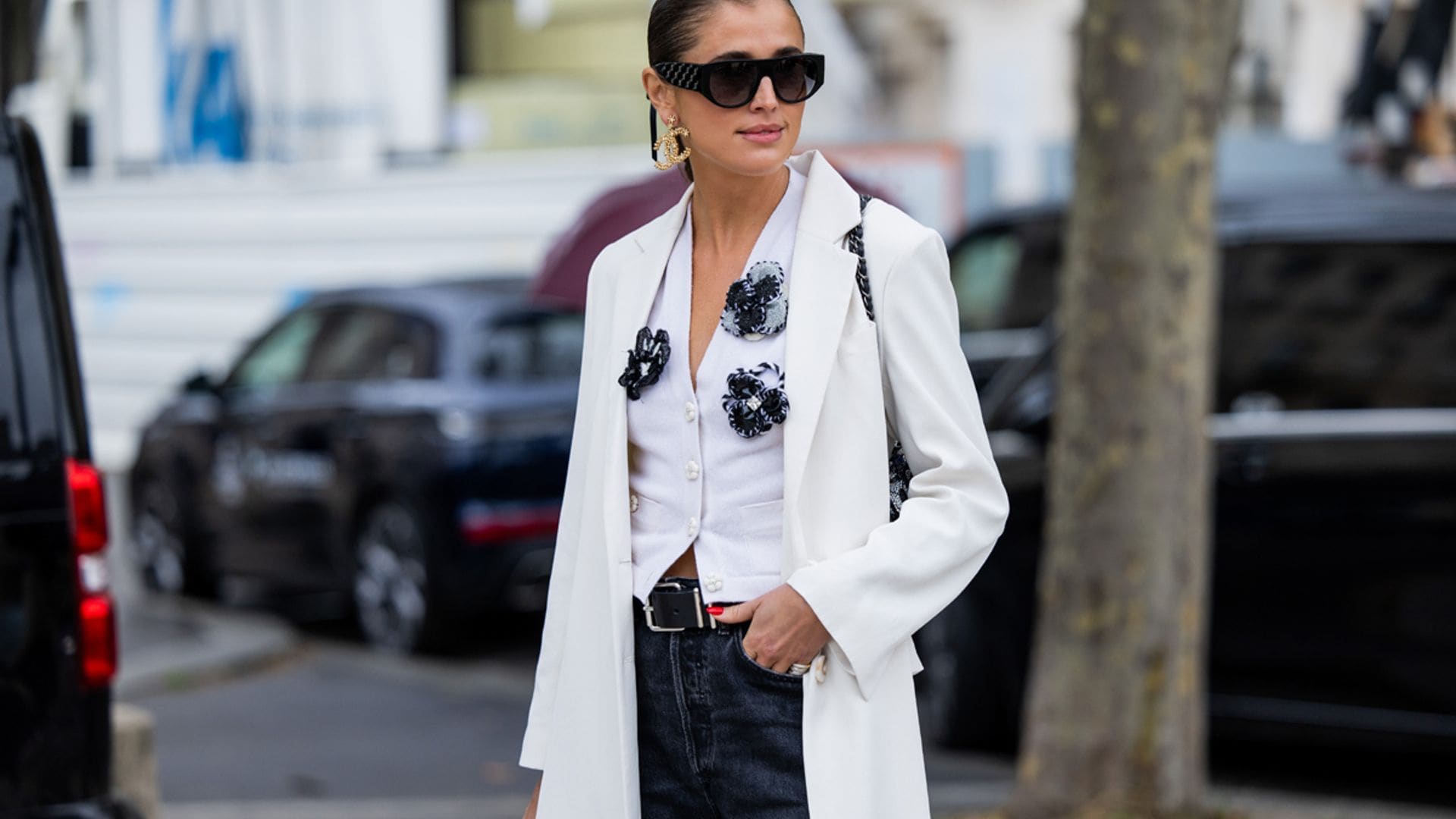 Aprende a combinar (bien) el vaquero negro este otoño y tendrás decenas de looks a tu alcance