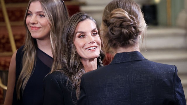 La infanta Sofía, la reina Letizia y la princesa Leonor en los premios Princesa de Girona 2025