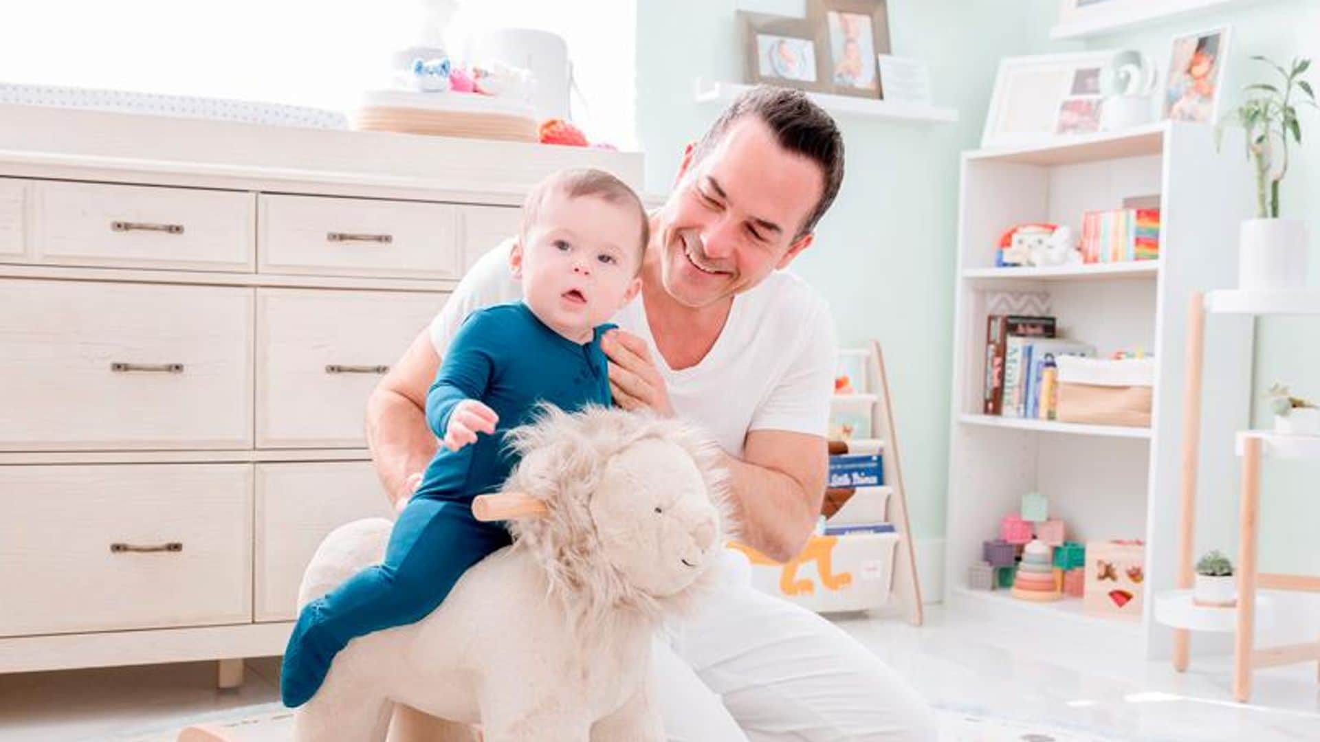 Al borde del llanto, Carlos Calderón revela el deseo de su hijo de ver a sus padres juntos