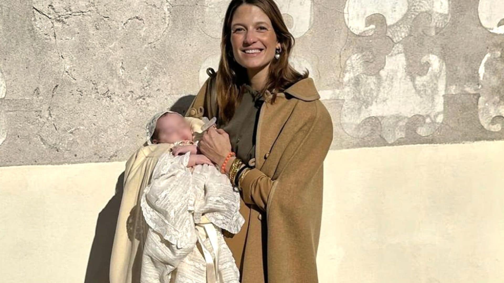 Casilda Finat bautiza a su tercer hijo en Córdoba rodeada de su familia: 'Ha sido un día muy feliz'