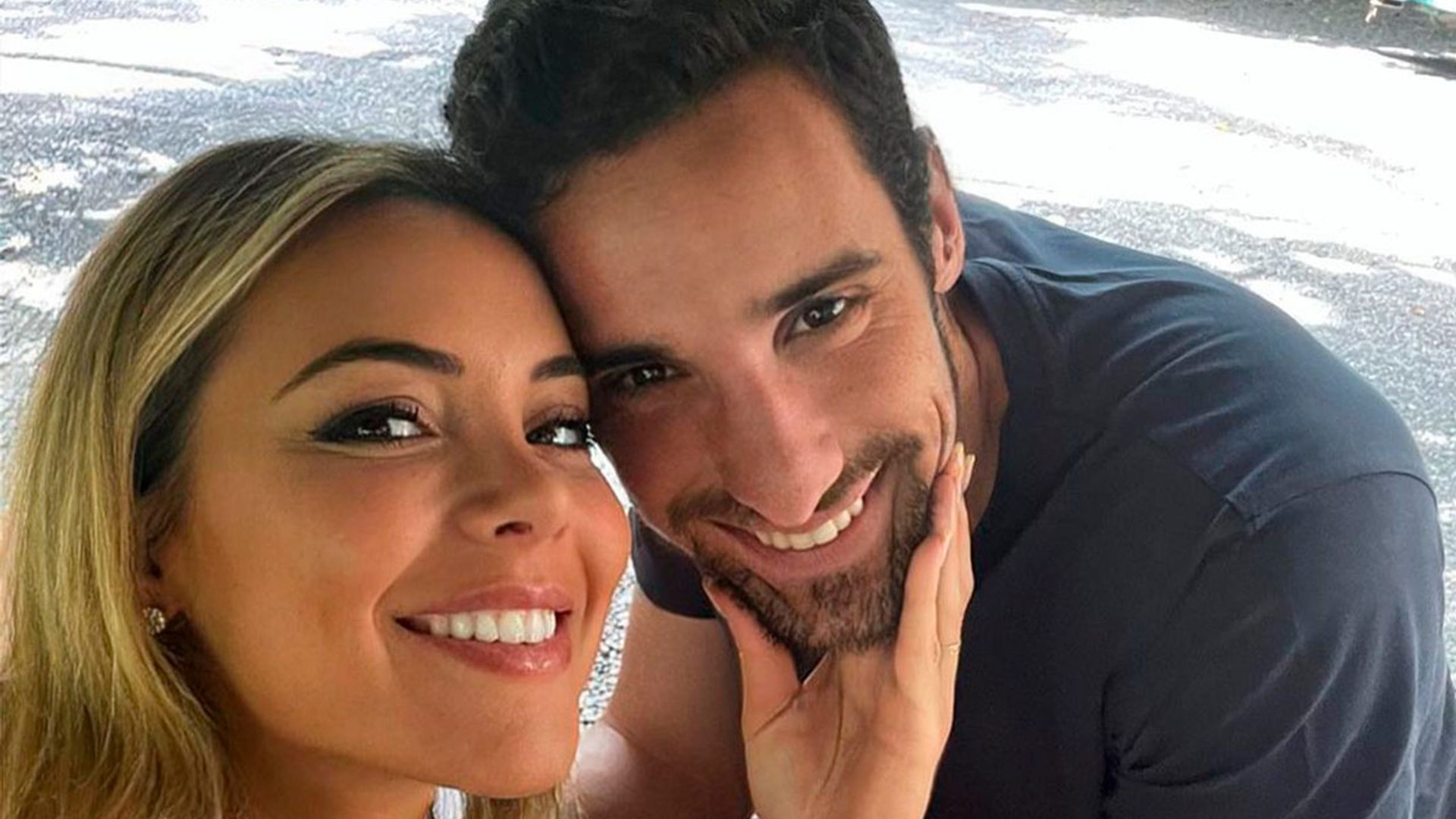 El sobrecogedor mensaje de  Alba Silva, la mujer de Sergio Rico, tras el accidente: 'No me dejes sola'