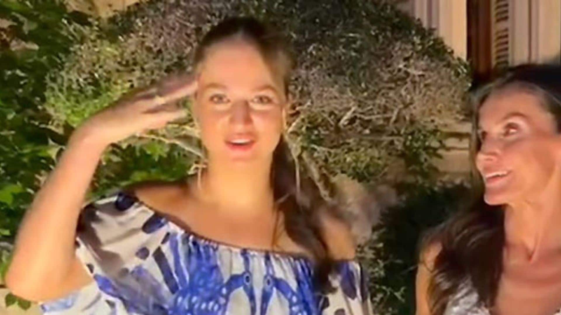 La Reina, Leonor y Sofía hablan en lengua de signos: así fue el momentazo, en vídeo