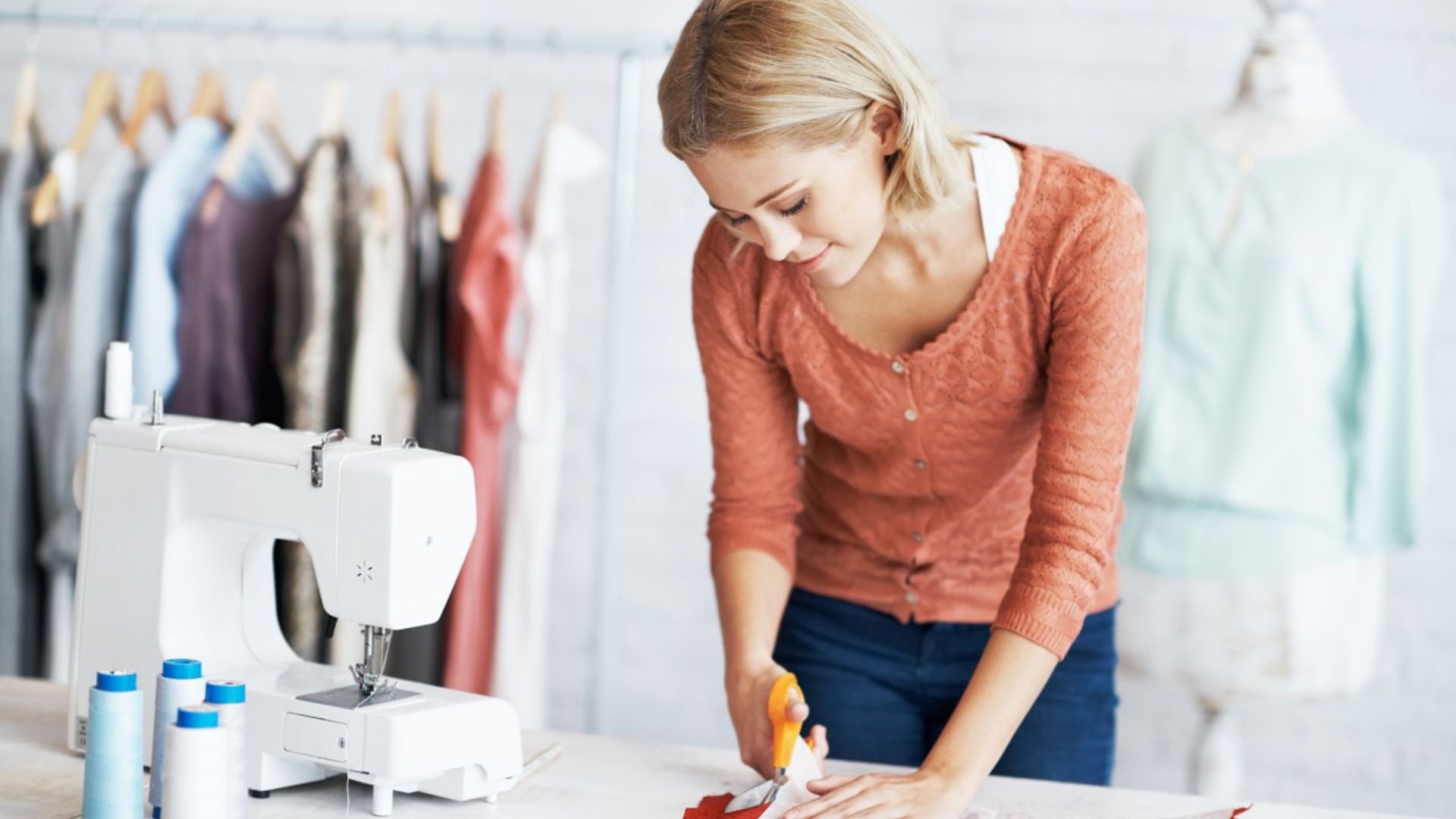 Elegimos la máquina de coser más recomendada para principiantes ¡y ahora rebajada!