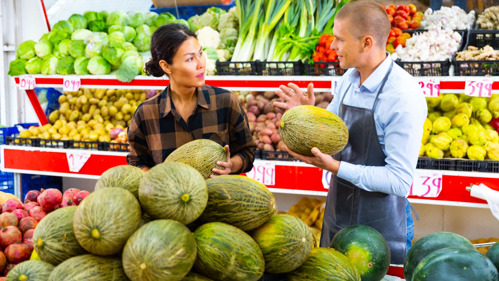 Cómo saber si un melón está maduro y dulce sin abrirlo: trucos de frutero que no fallan