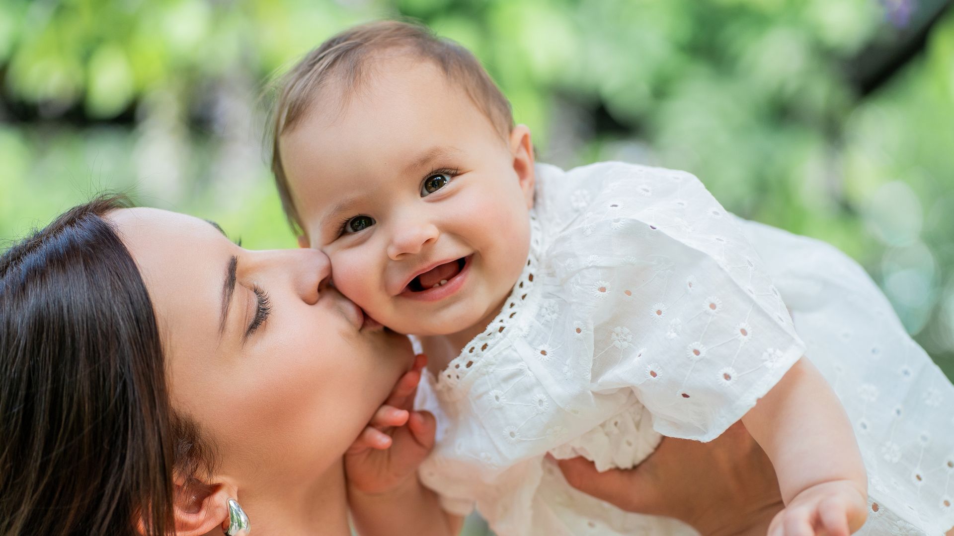Raquel Huéscar, psicóloga perinatal: "El anhelo de tener un hijo permite imaginar un futuro todavía inexistente y proyectarse en la experiencia de cuidar a alguien"