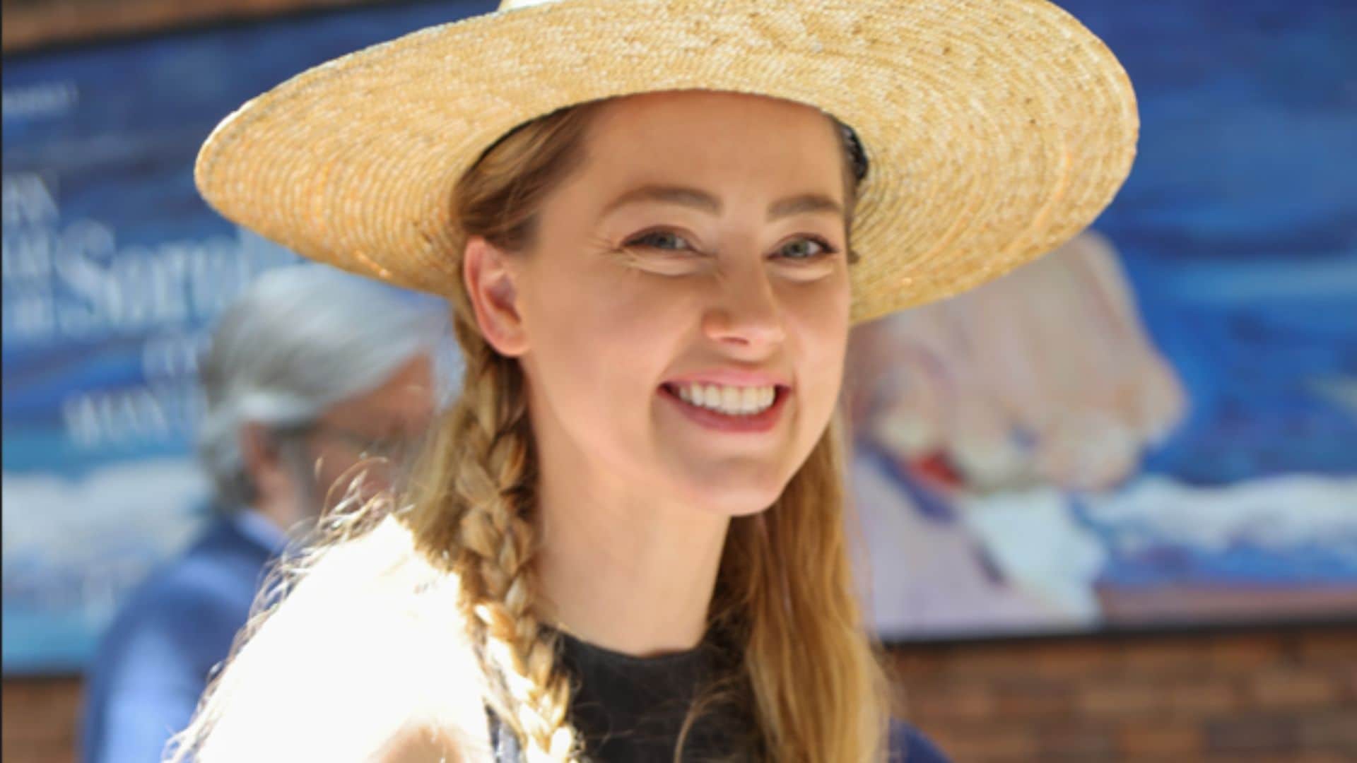 Escucha a Amber Heard hablando en un casi perfecto castellano sobre lo que piensa de España