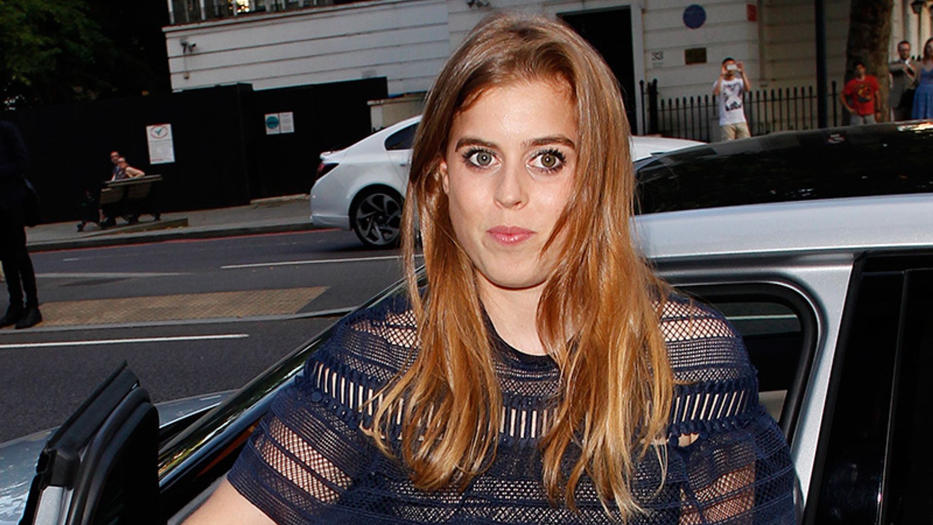 El atrevido vestido que convirtió a Beatriz de York en la protagonista de la ‘V&A Summer Party’