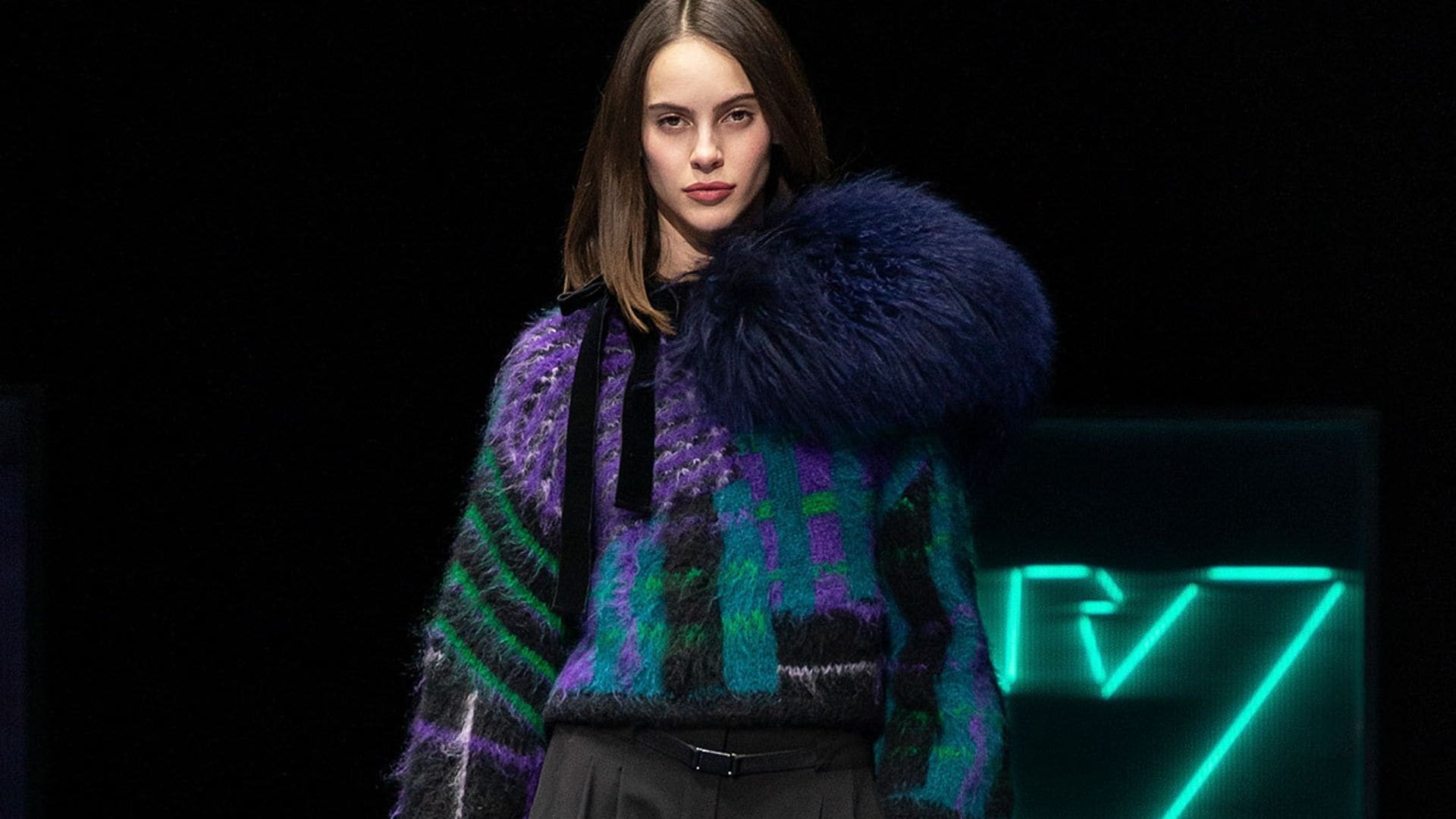 Emporio Armani nos lleva a los años ochenta para descubrir el 'nuevo sastre'