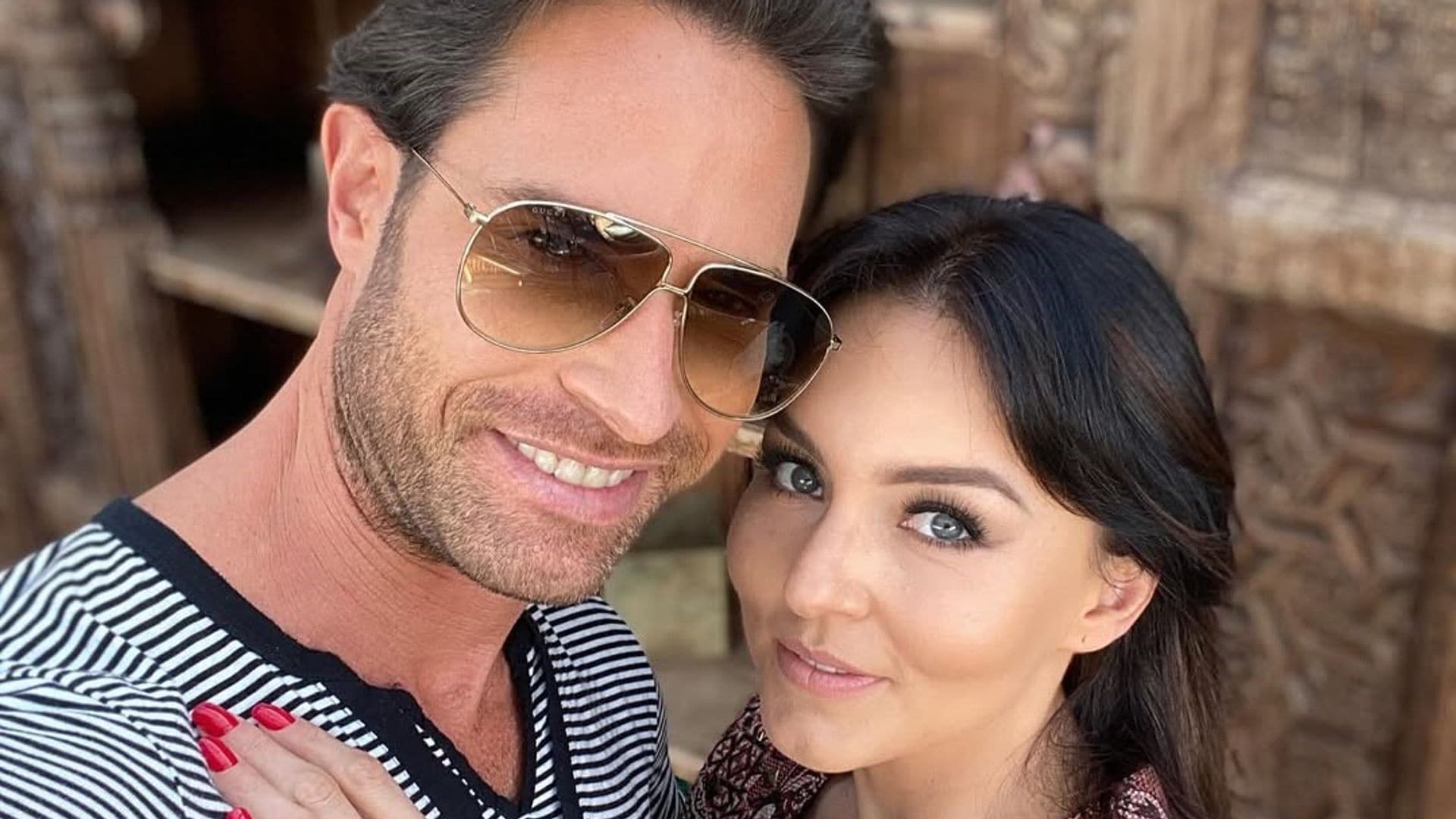 Angelique Boyer y Sebastián Rulli comenzaron su relación solo 2 meses después de haber terminado de grabar 'Lo que la vida me robó'.