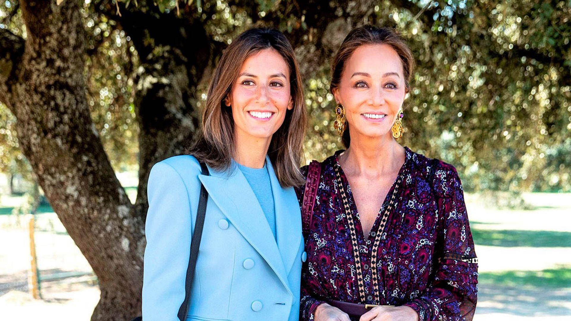 Isabel Preysler, feliz junto a Ana Boyer, habla sobre su viaje a las Maldivas con Tamara
