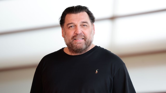 Hovik Keuchkerian en la presentación de 'El Hoyo 2' en el festival de cine de San Sebastián, septiembre 2024