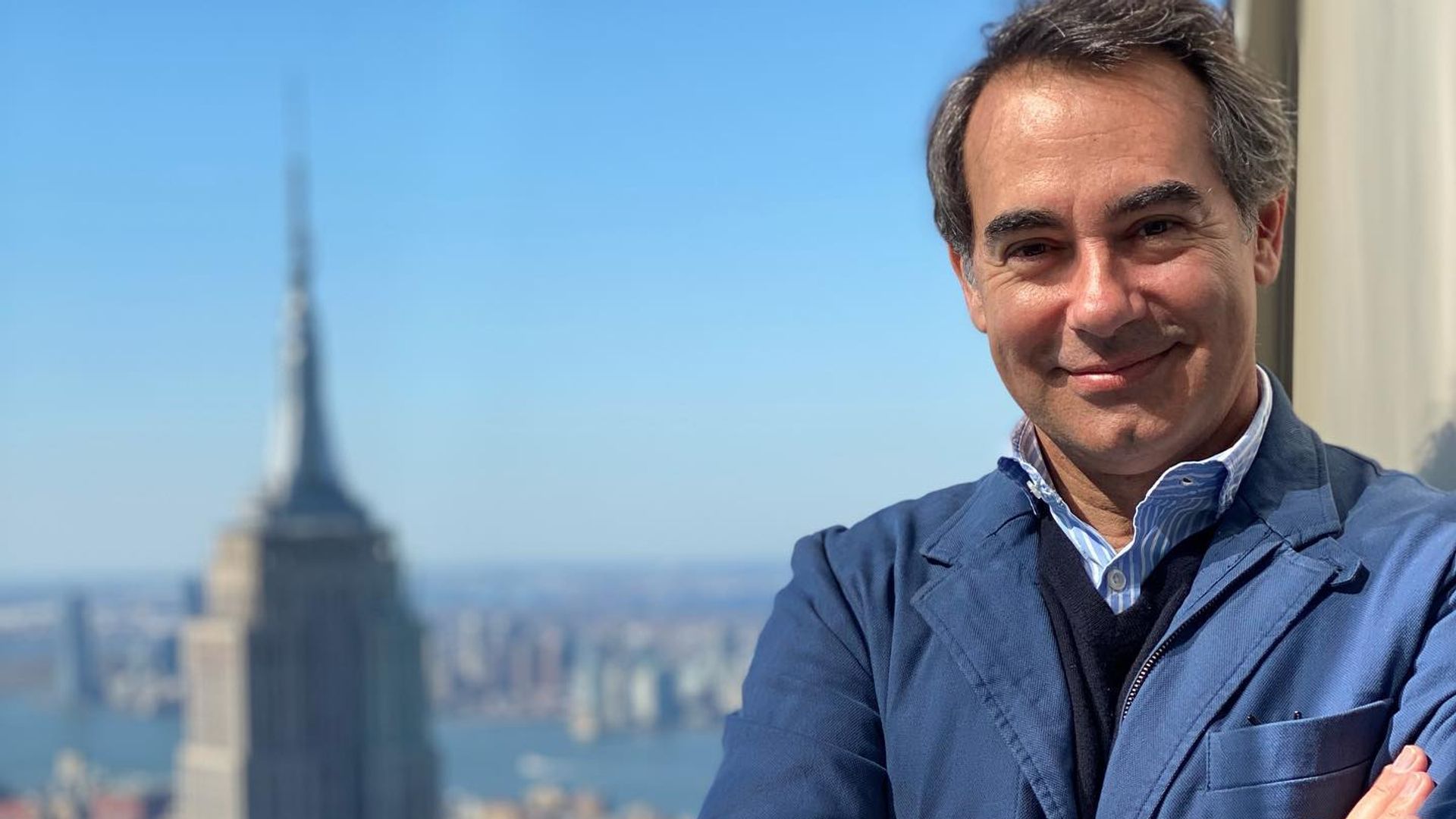 Lo que un piloto y comandante de Boeing 787 quiere que sepas antes de subir al avión este verano: turbulencias, modo avión y otros consejos para viajar mejor