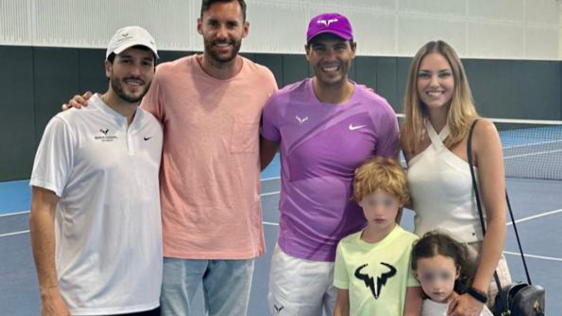 Helen Lindes y Rudy Fernández visitan en familia a Rafa Nadal y coinciden con ¡Sebastián Yatra!