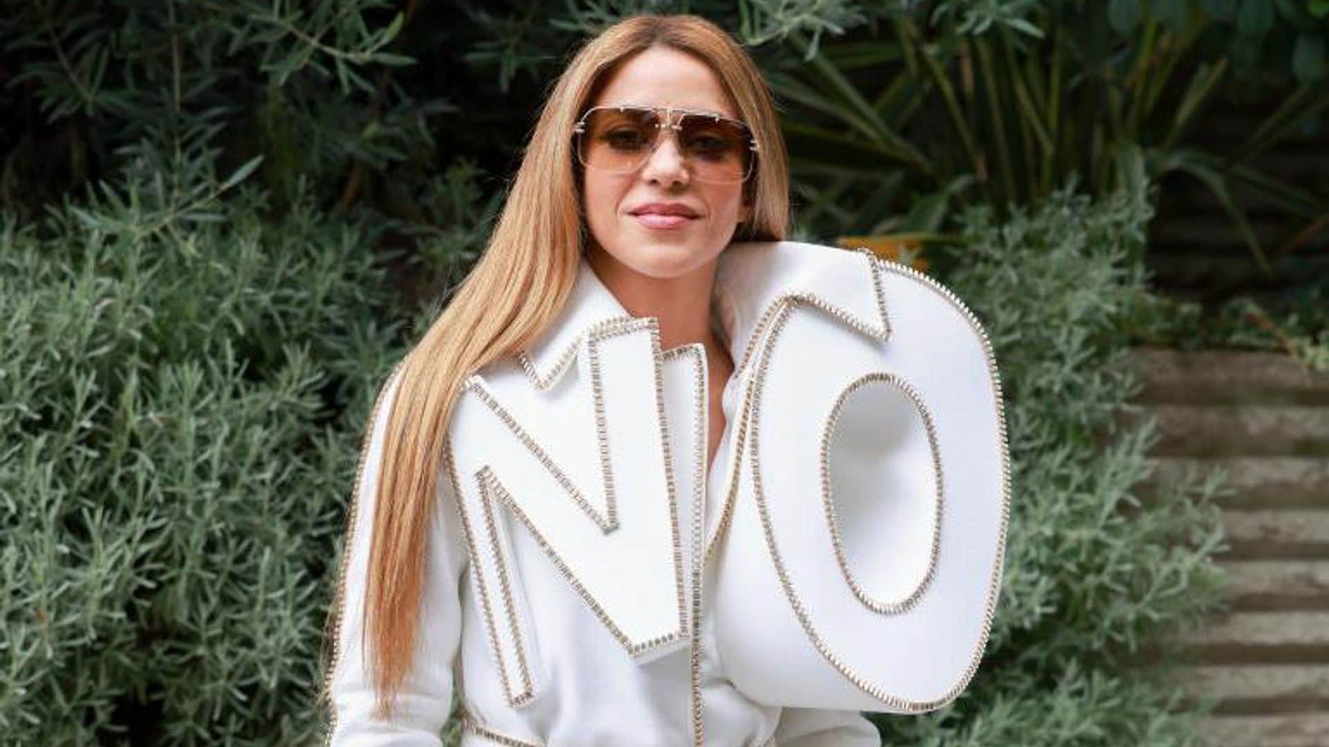 El significado detrás del look de Shakira en la Paris Fashion Week