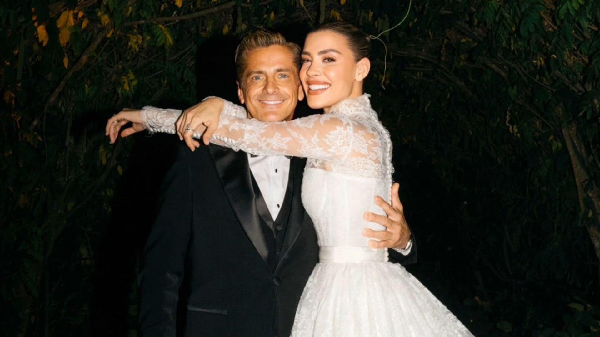 Michelle Salas y Alejandro Basteri