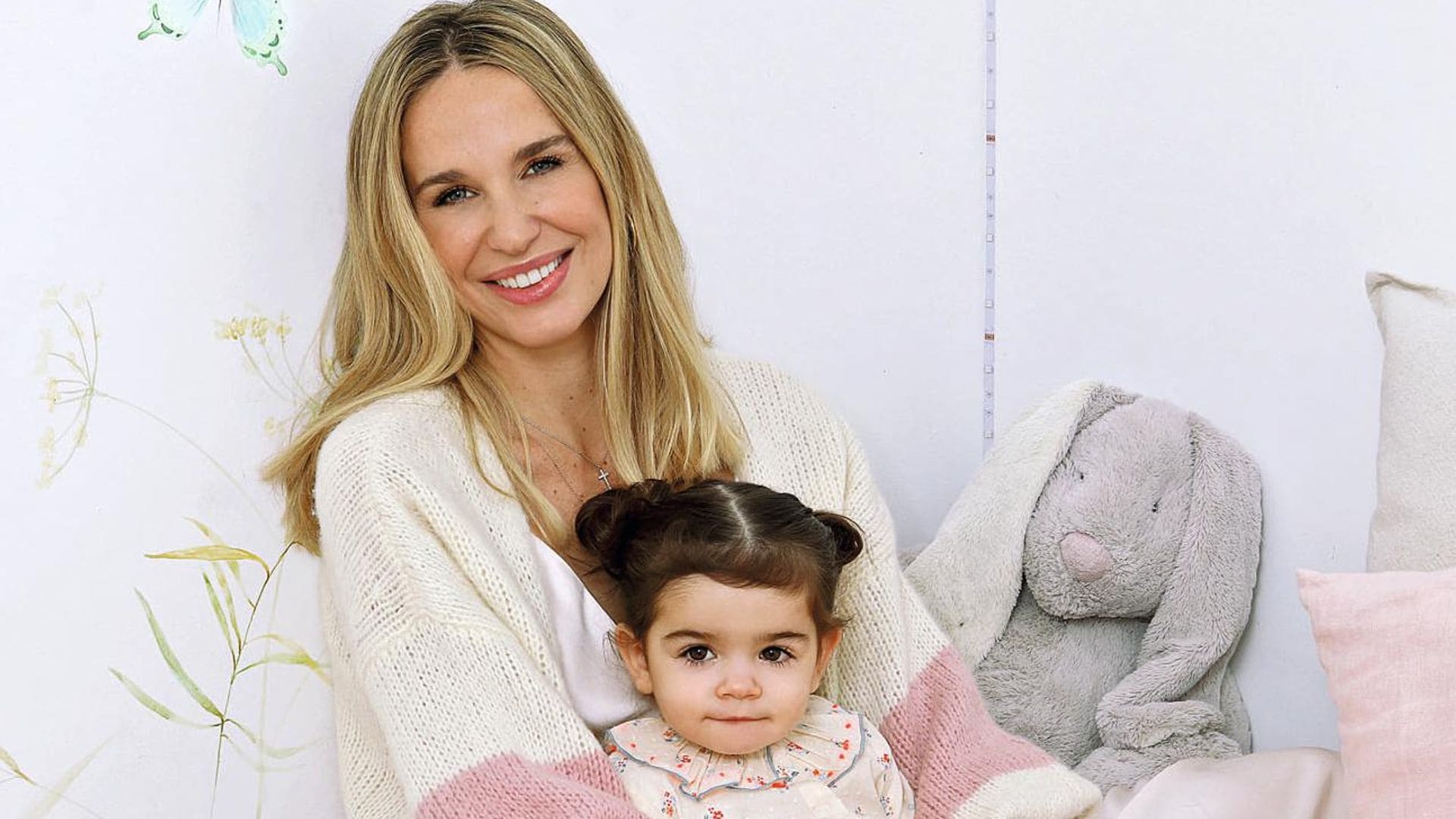 Carola Baleztena nos enseña la habitación de su hija Juana y sus hermanas