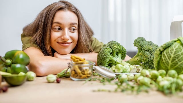 mujer brocoli