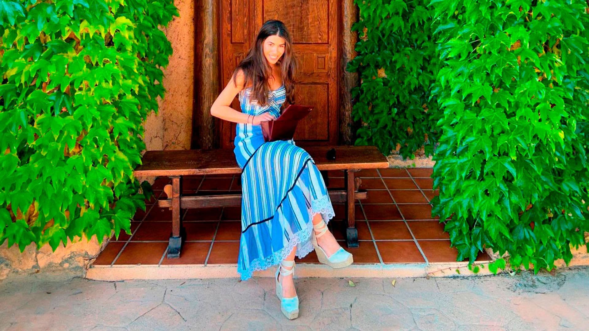 Las alpargatas que llevarás con looks de invitada y reciclarás en la oficina hasta el otoño