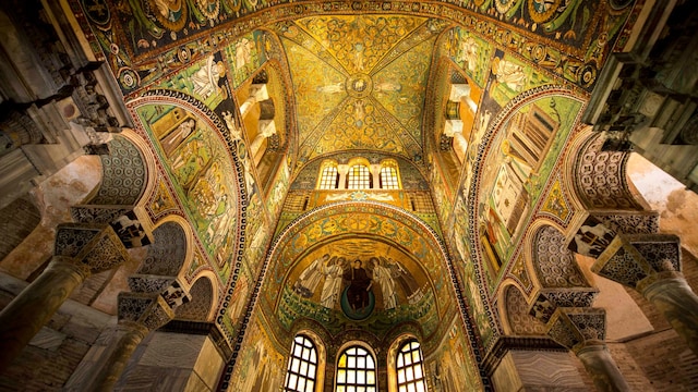 Mosaicos de San Vitale, Rávena, Italia