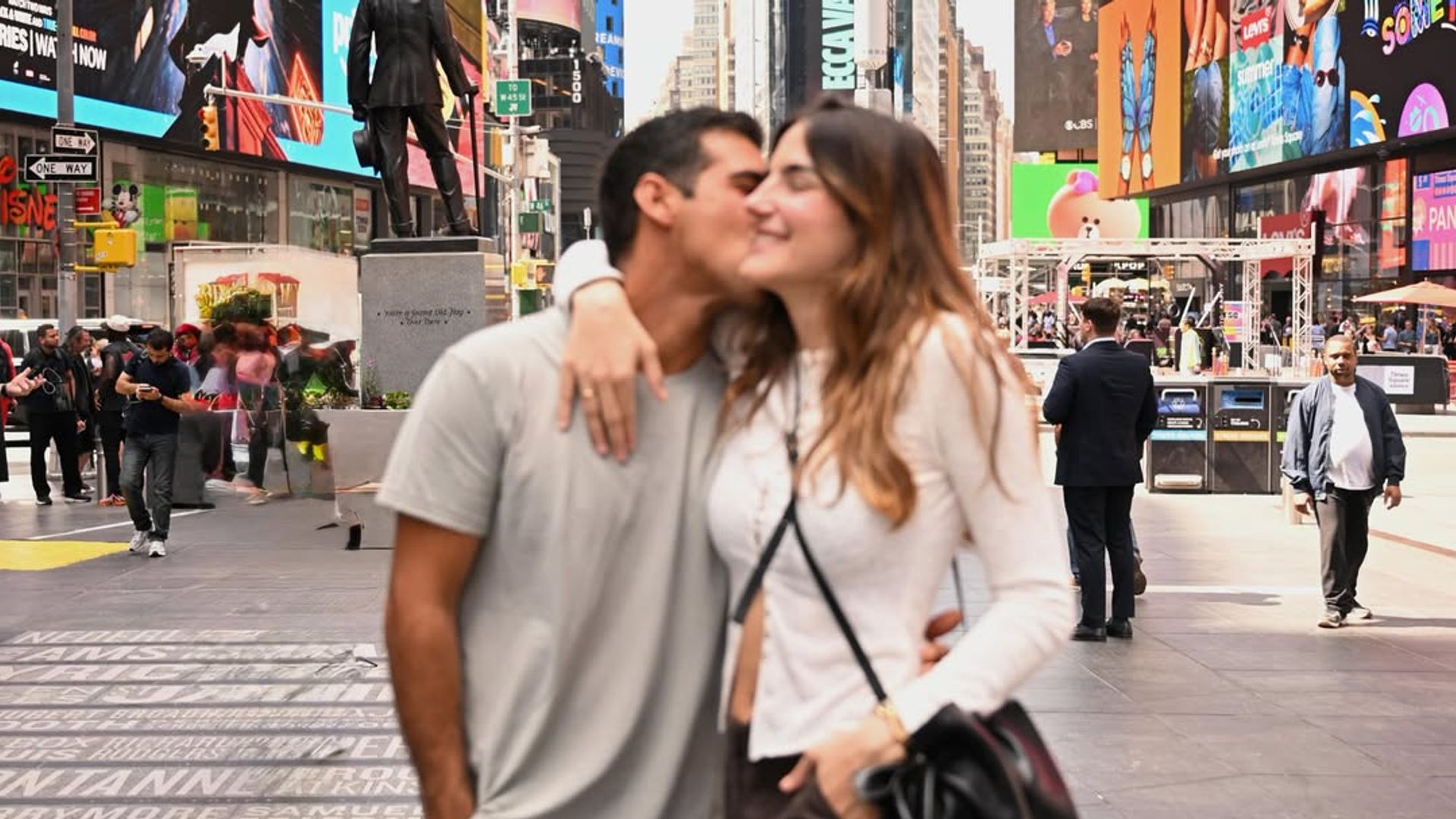 Alberto Herrera y Blanca Llandres en Nueva York horas antes de la boda de Rocío Crusset y Charlie Schein