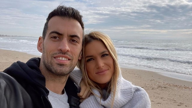 Sergio Busquets y Elena Galera